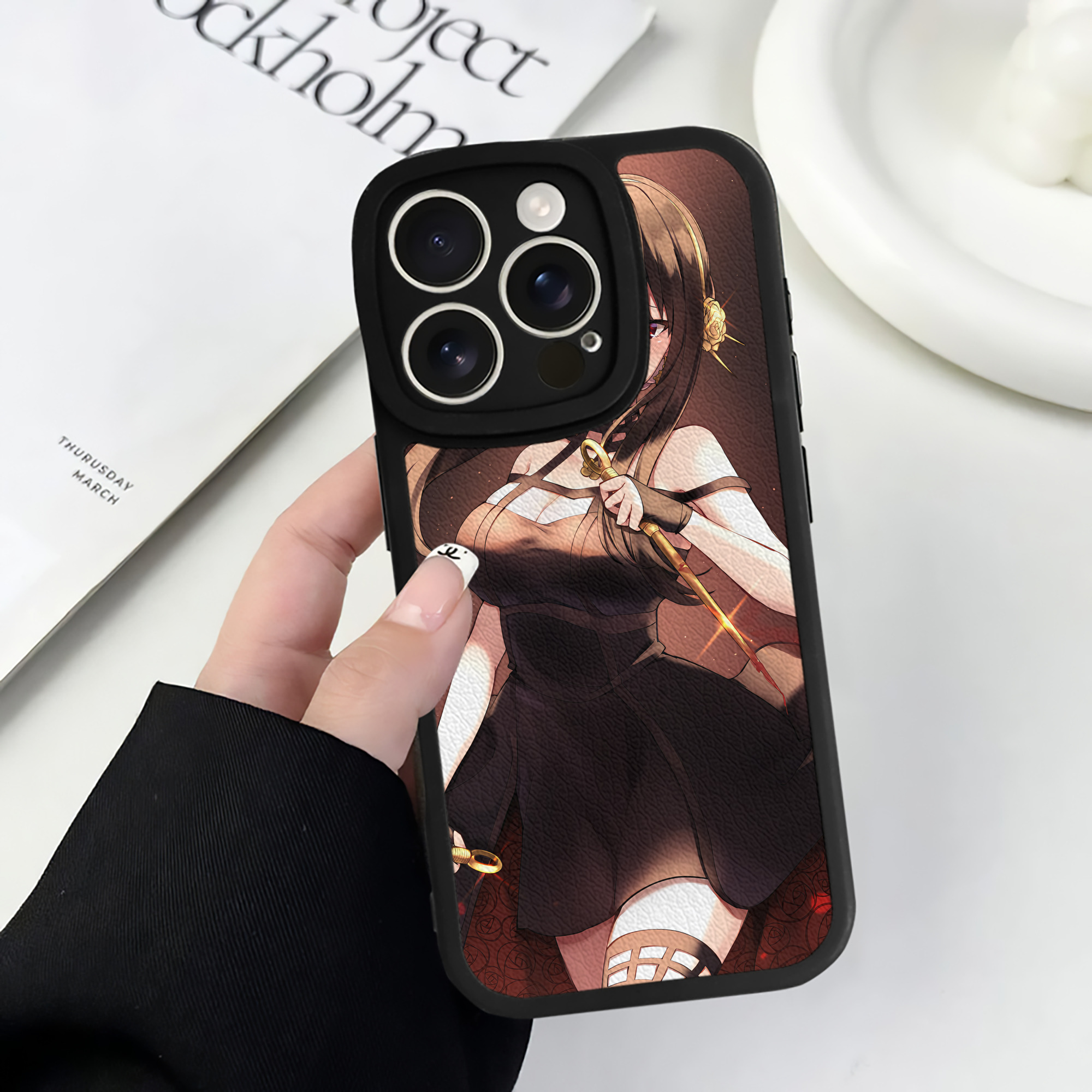 （画像用） SPY×FAMILY间谍家家酒 【iPhone 16シリーズ対応】シリコンスマホケース（レザー調） 材質：シリコン
